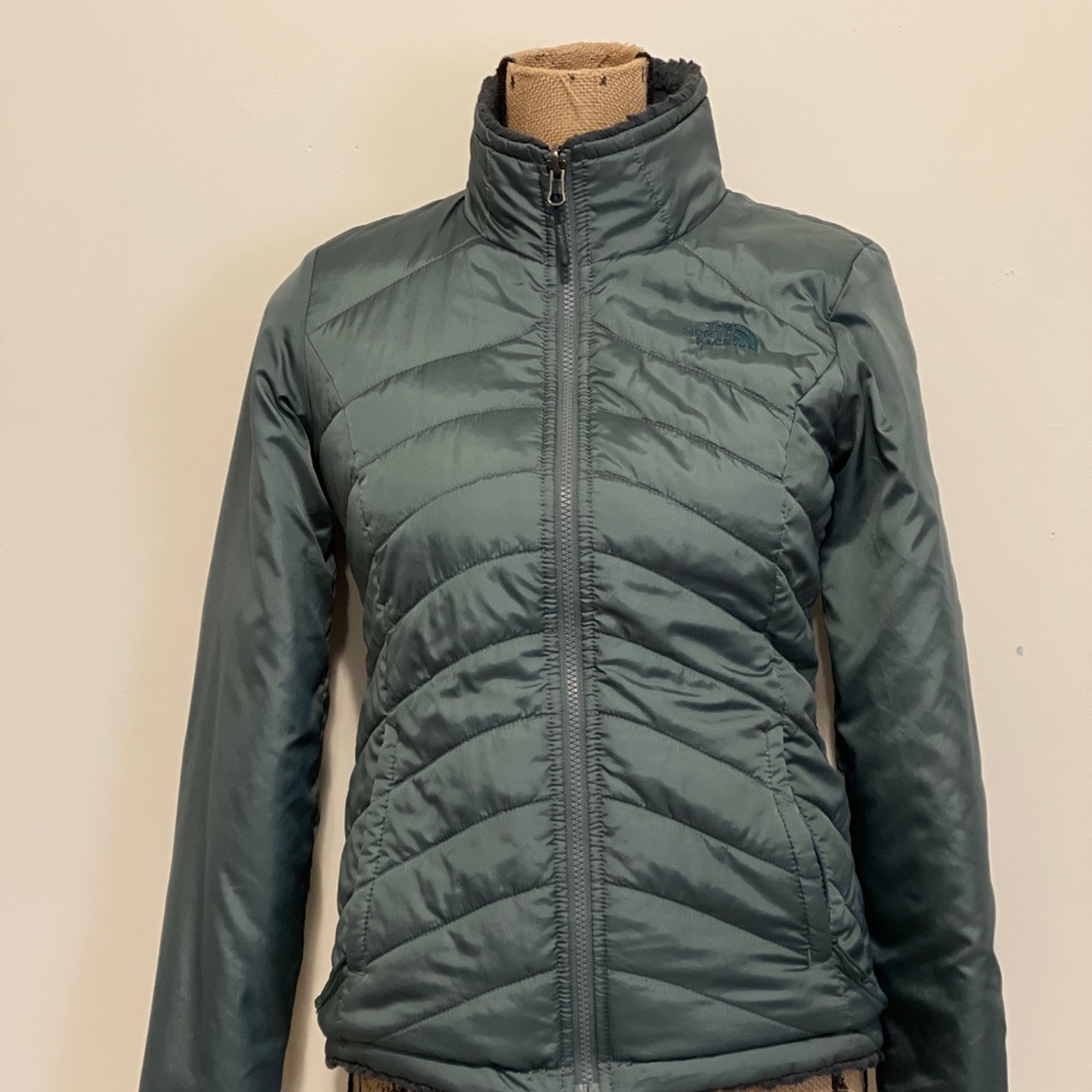 Reversible North Face woman’s jacket!